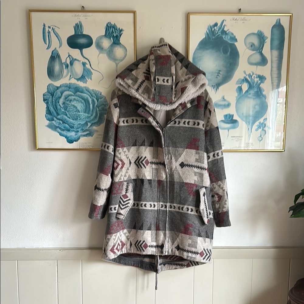 BB Dakota Gray and Red Ecote Wool blend Jacket Cozy Style, Removable fuzzy vest